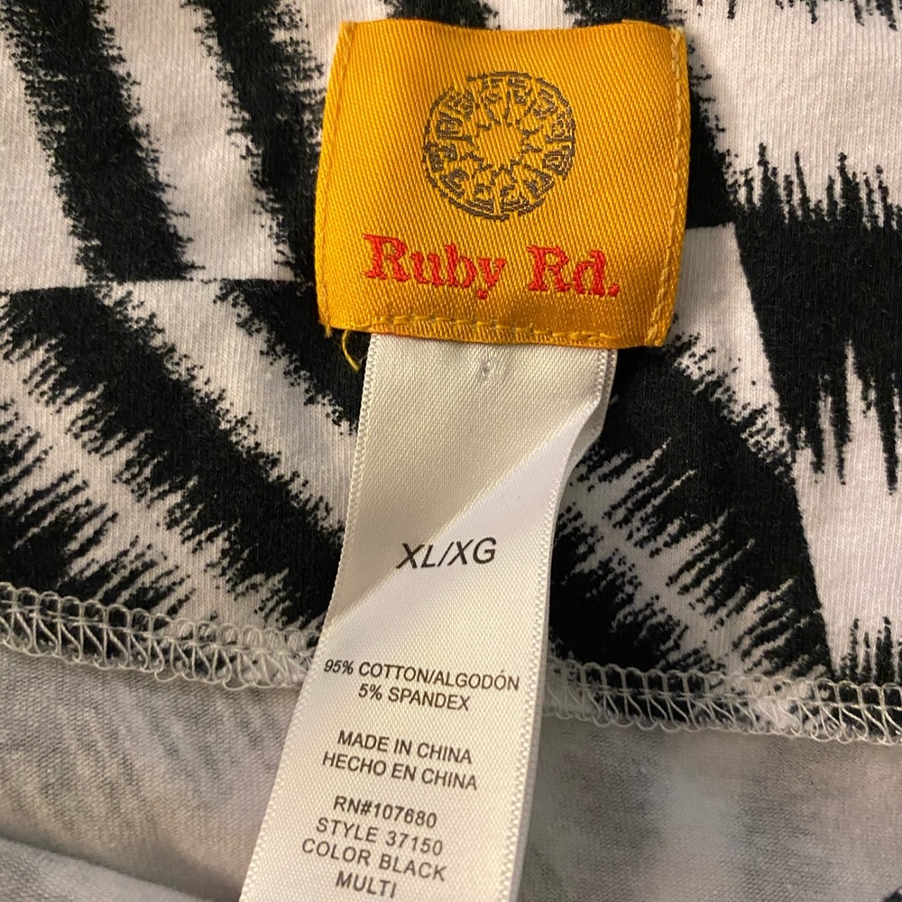 Ruby Rd. Blouse - Picture 3 of 3